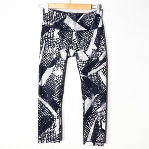 Lululemon Cropped Leggings Black White Size S Athleisure Streetwear